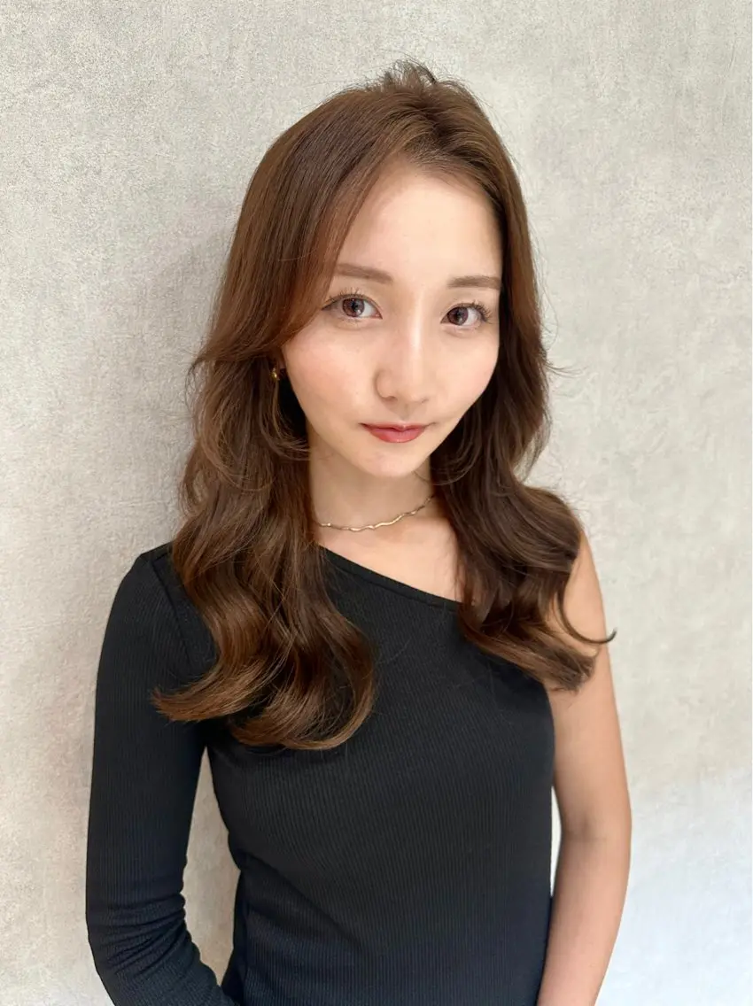 セミロング 顔まわりレイヤー 学生 髪質改善 韓国風ヘア レイヤーカット カット ヘアカラー トリートメント ヘアセット 銀座副店長/レイヤー /髪質改善/田島のヘアスタイル