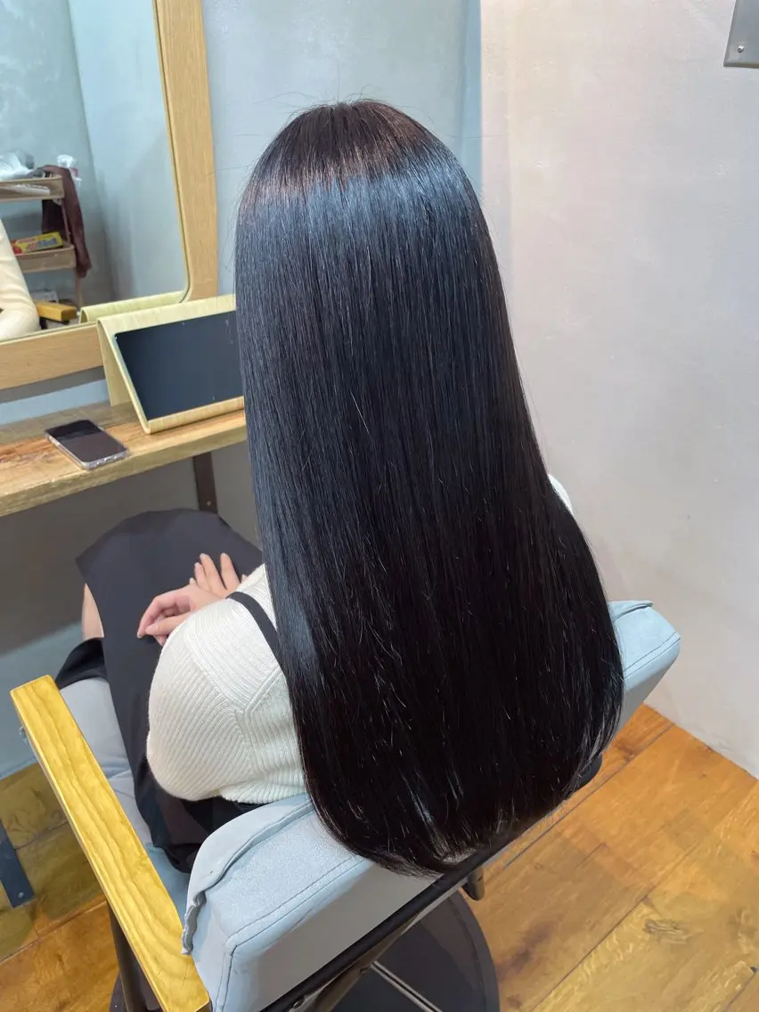 ロング カラー ダークグレー カット ヘアカラー トリートメント 女性リピ90%🍨 🩷佐藤みずきのヘアスタイル