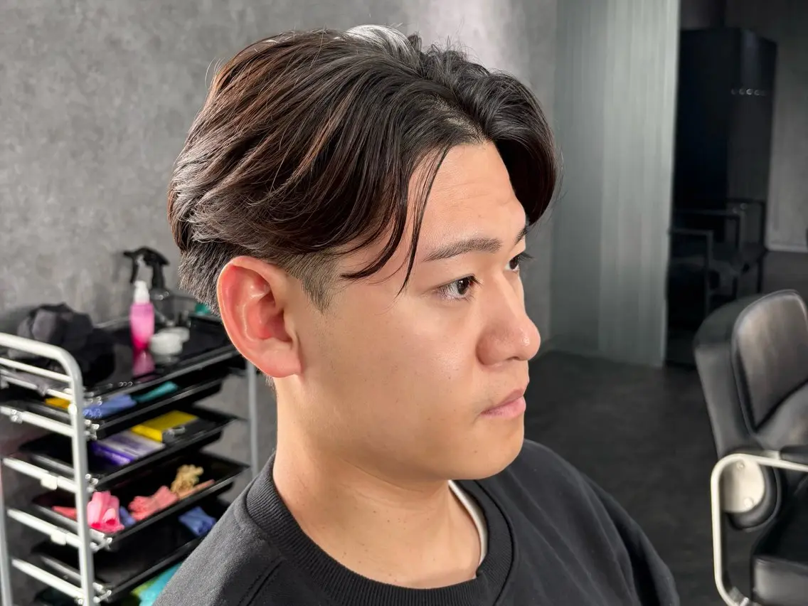 パーマ メンズ フェザーパーマ メンズハイトーン メンズパーマ シャドーパーマ ツイストスパイラルパーマ 🔥メンズ職人🔥 ✂️加瀬澤駿✂️のヘアスタイル