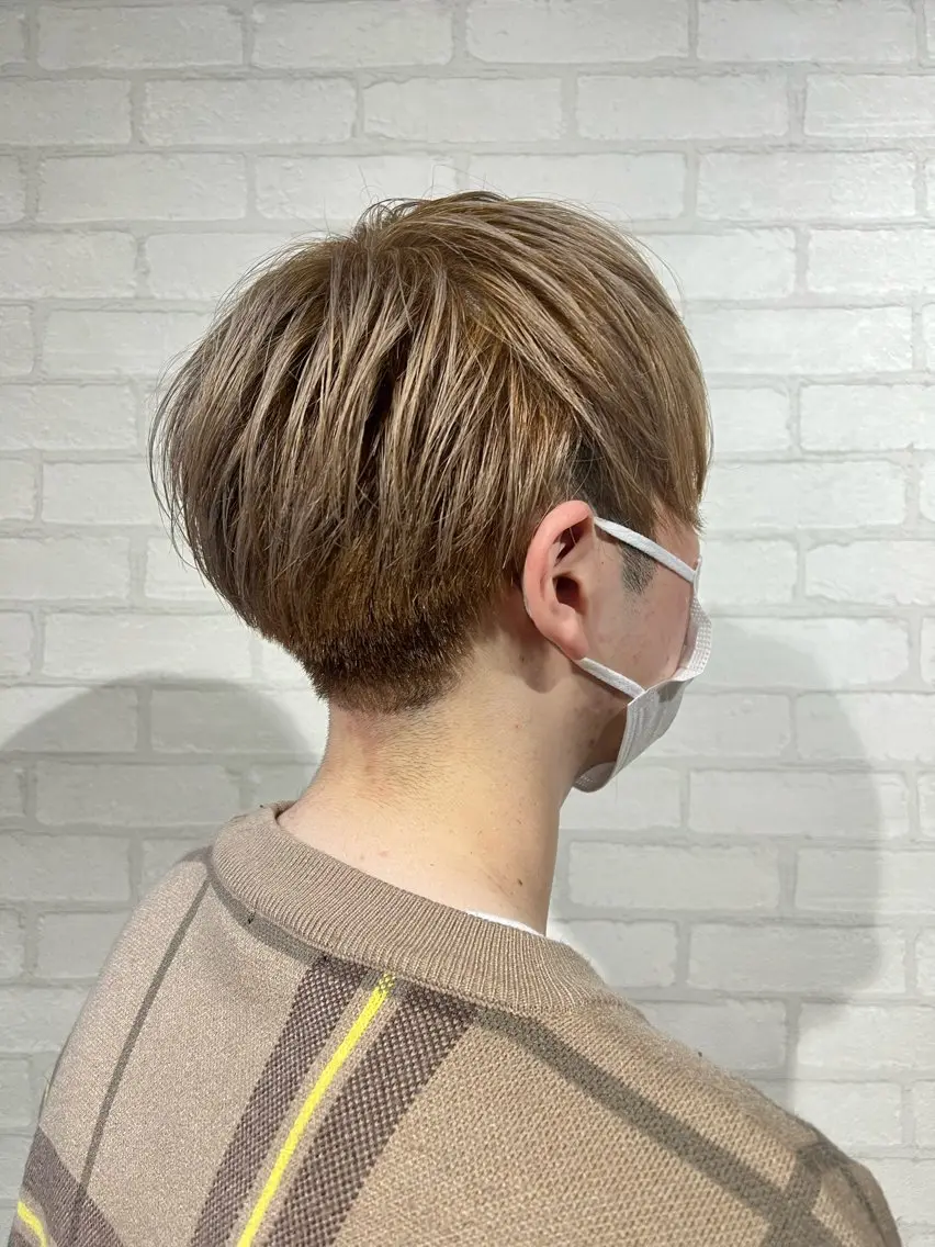 ショート カラー カット ヘアカラー ✨ハイトーン カラー福岡拓也✨のヘアスタイル