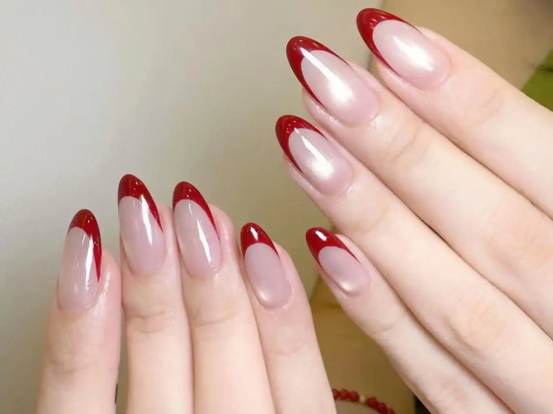 ネイル オーロラネイル チークネイル 長さ出し フットネイル フレンチネイル yumi nailのネイルデザイン