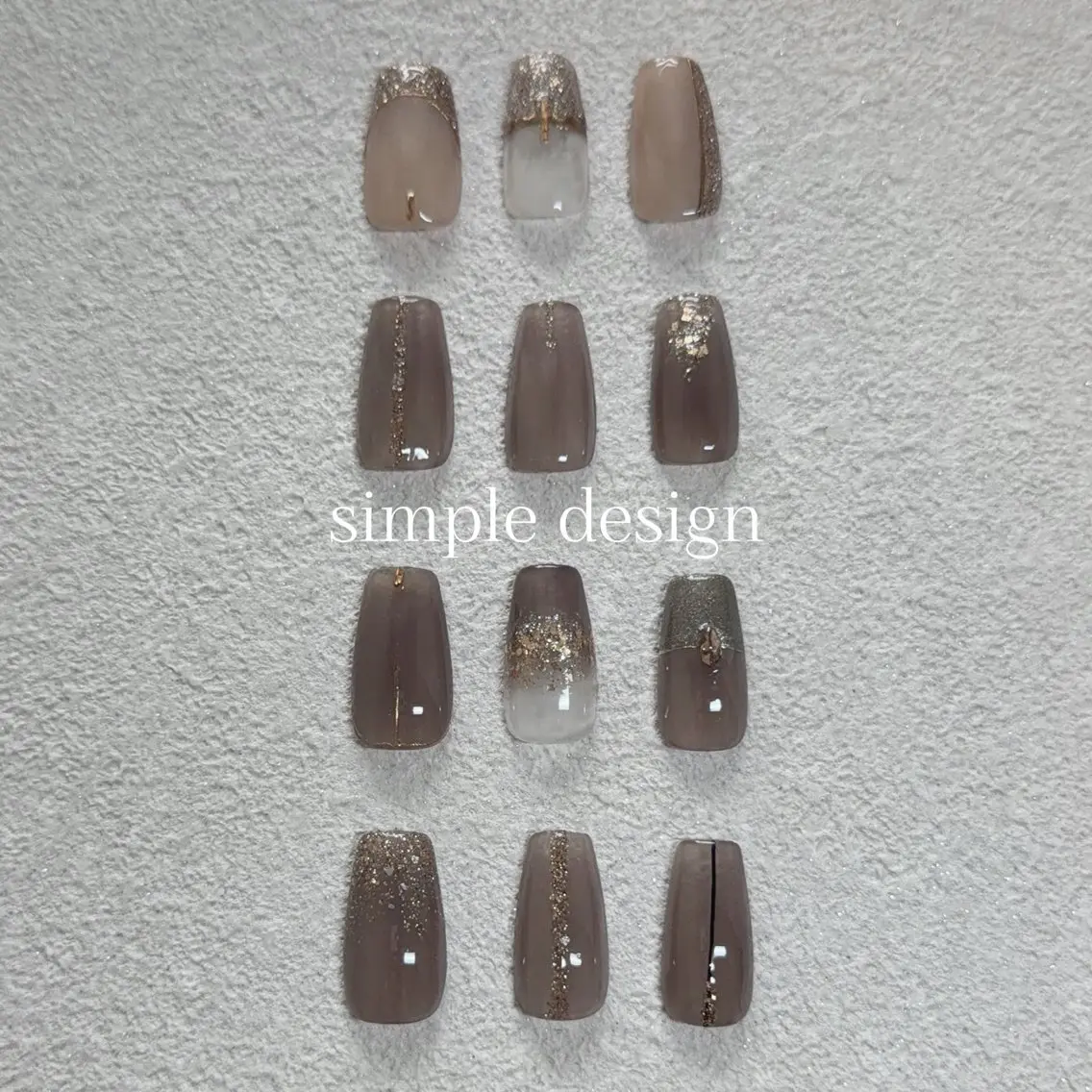 《 Designモデル様》simple design nail オフ込みの写真