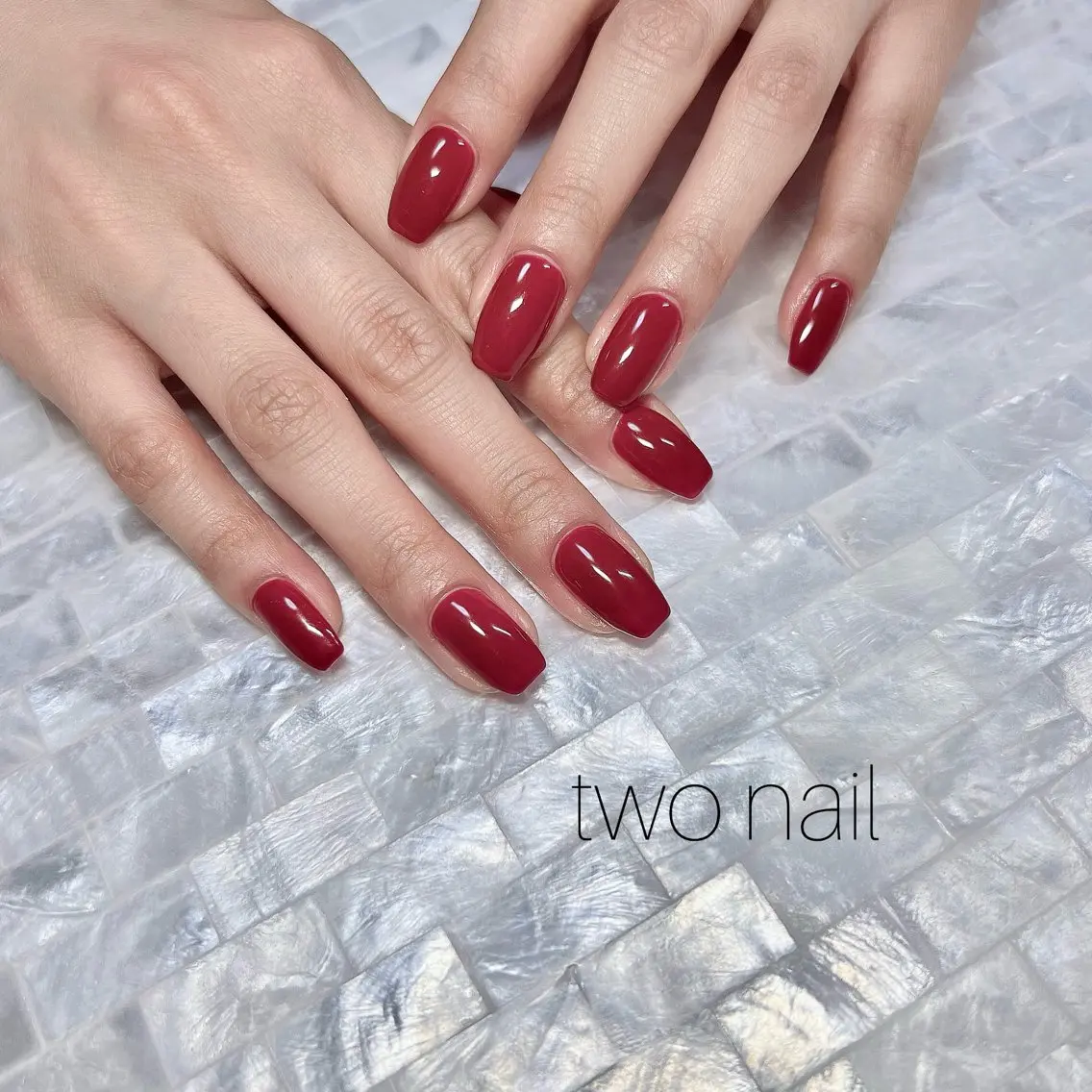 ネイル ネイルチップ ホワイト ハンドネイル two nailのネイルデザイン