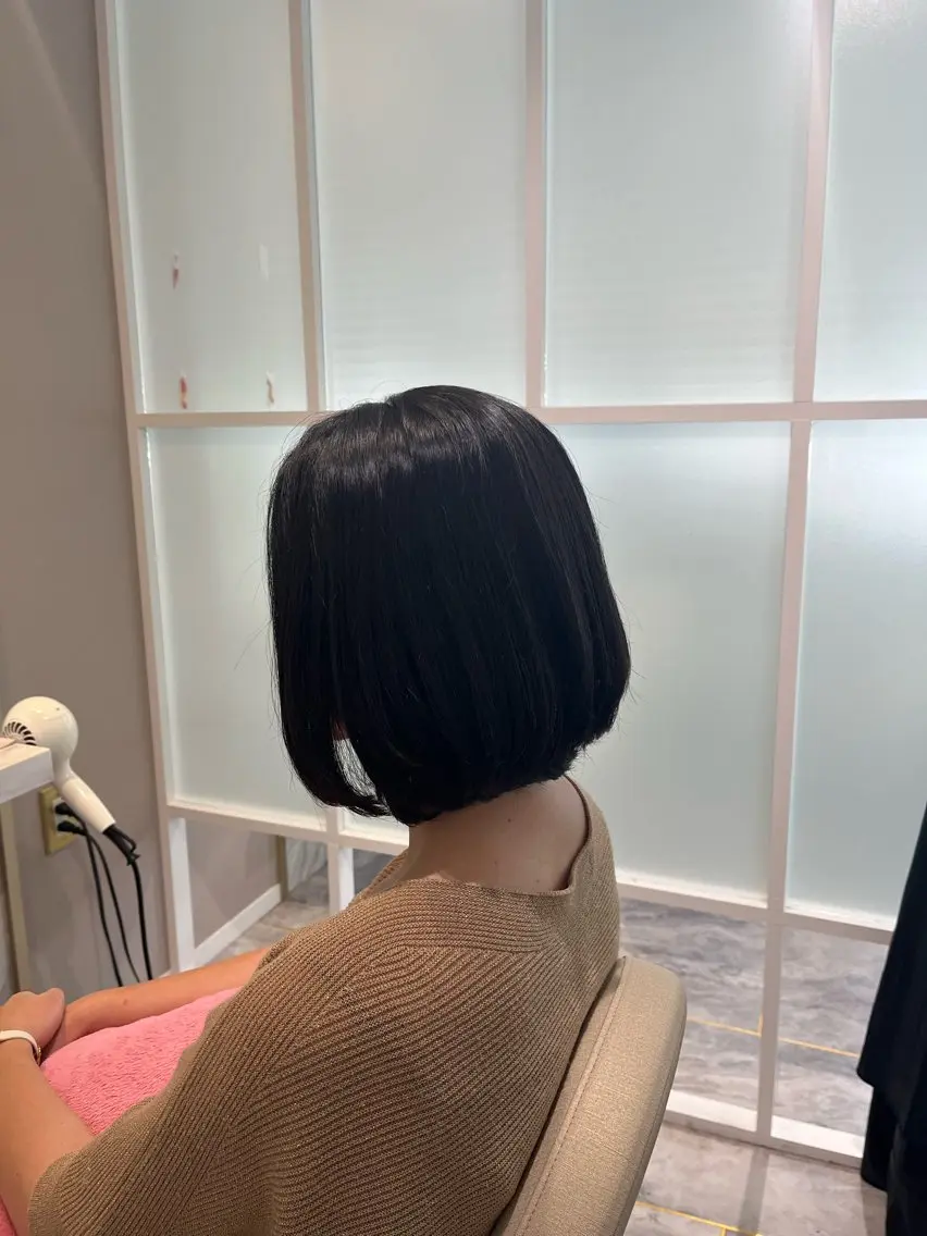 ミディアム カット 艶ボブ🌼 MAHOのヘアスタイル