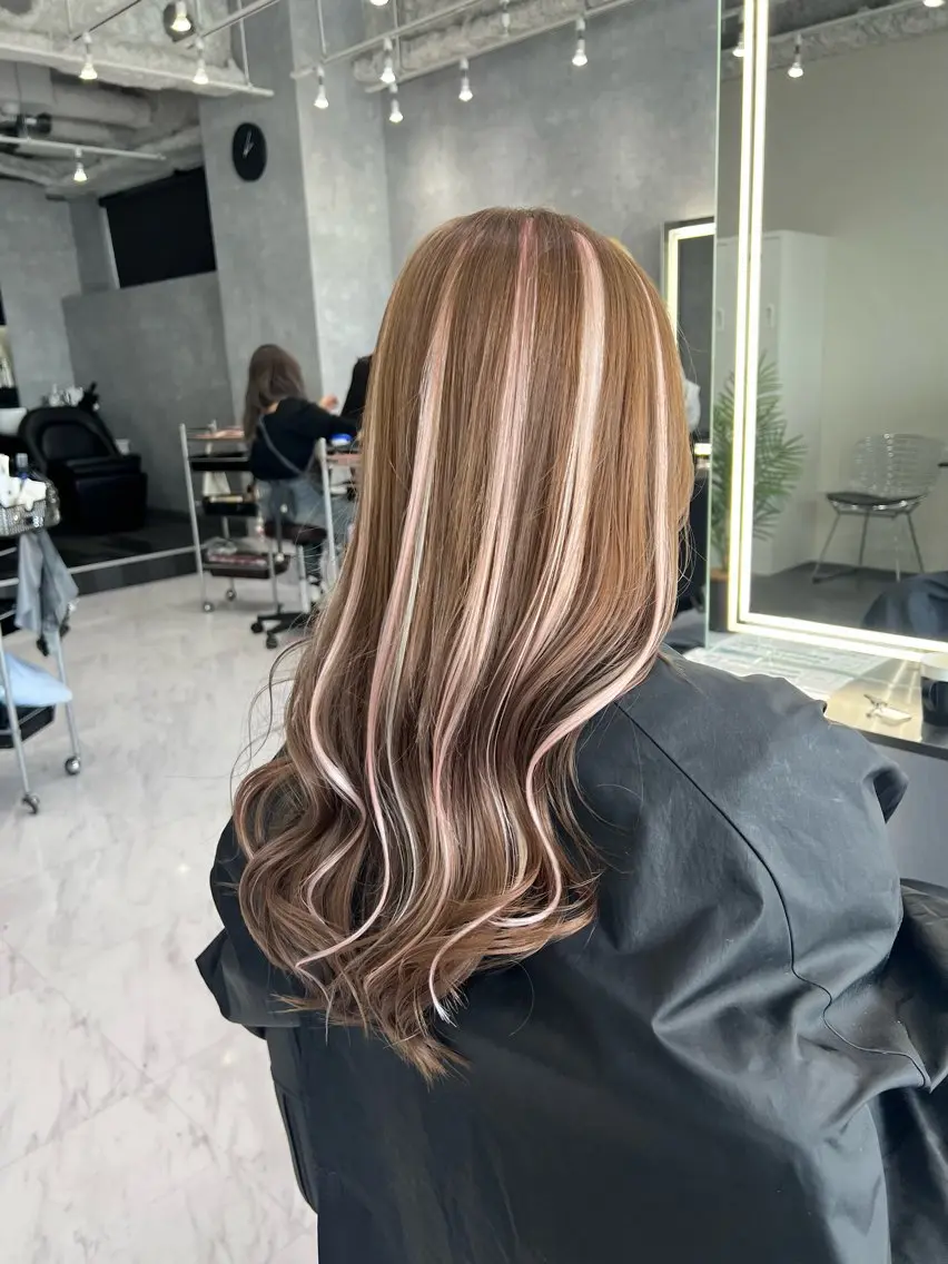 SALOWIN栄 高須大貴のヘアスタイル