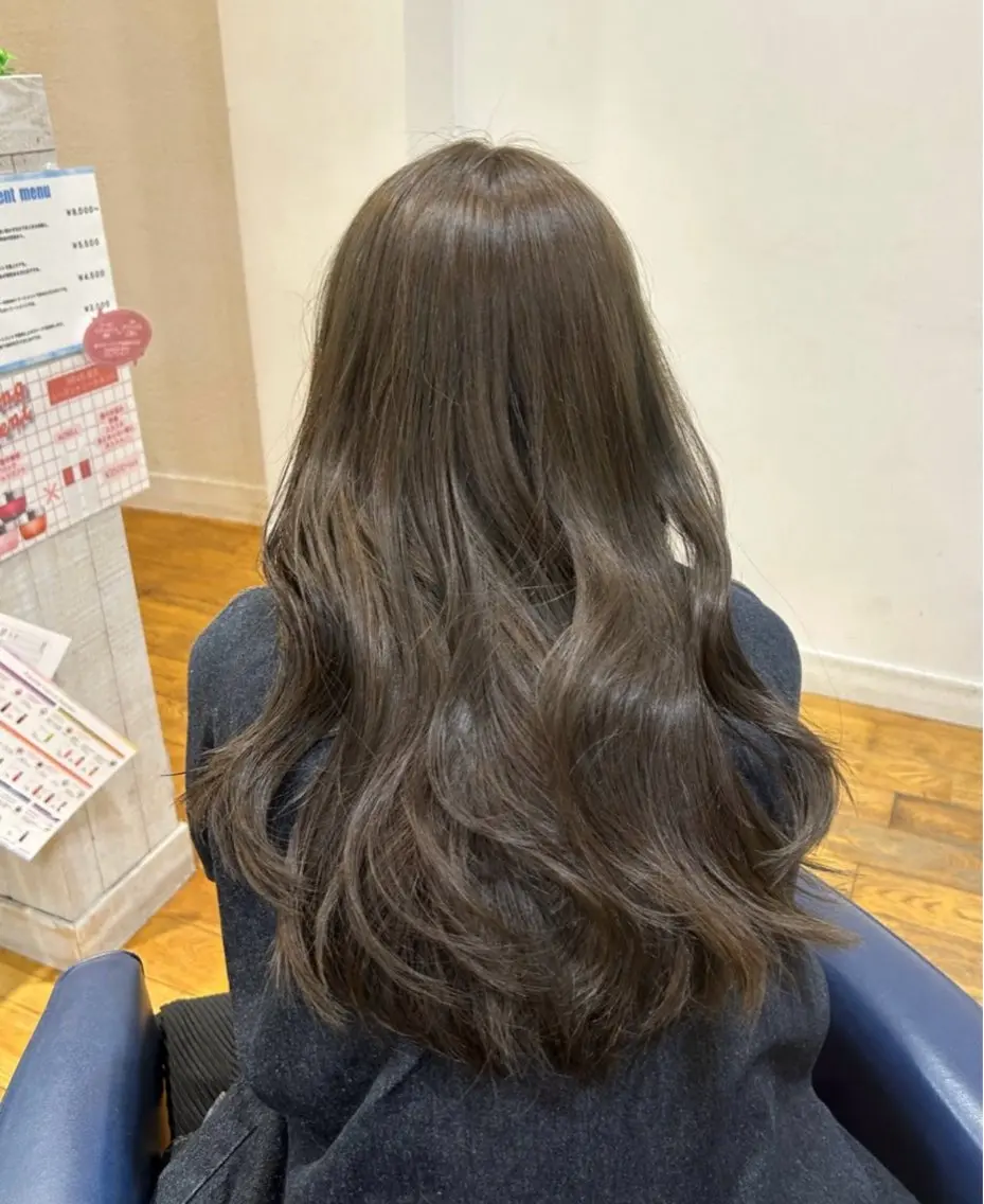ロング 太田 絵麻のヘアスタイル