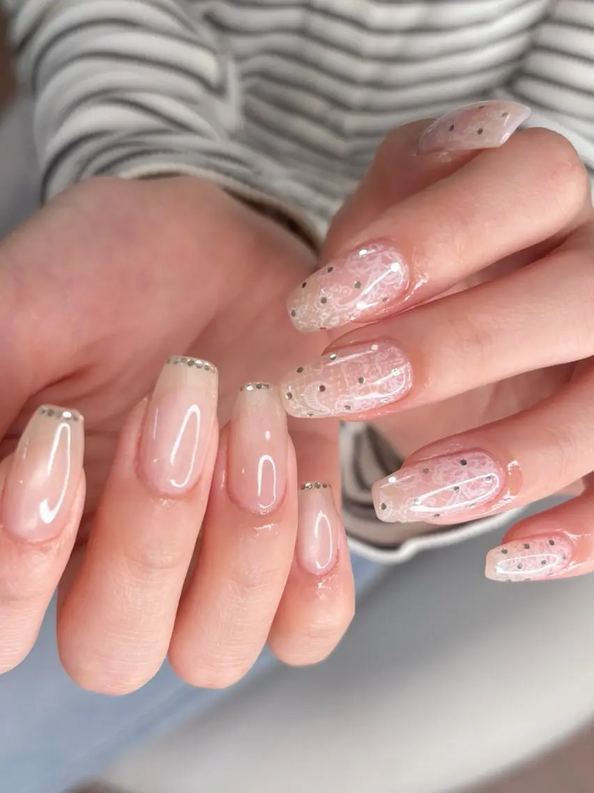 ネイル moi nail ˙⋆.˚のネイルデザイン