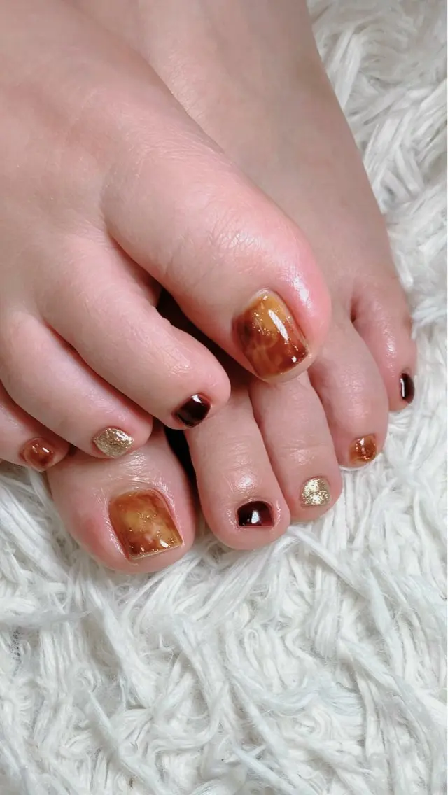 ネイル フットネイル shino🌟 痛ネイルのネイルデザイン