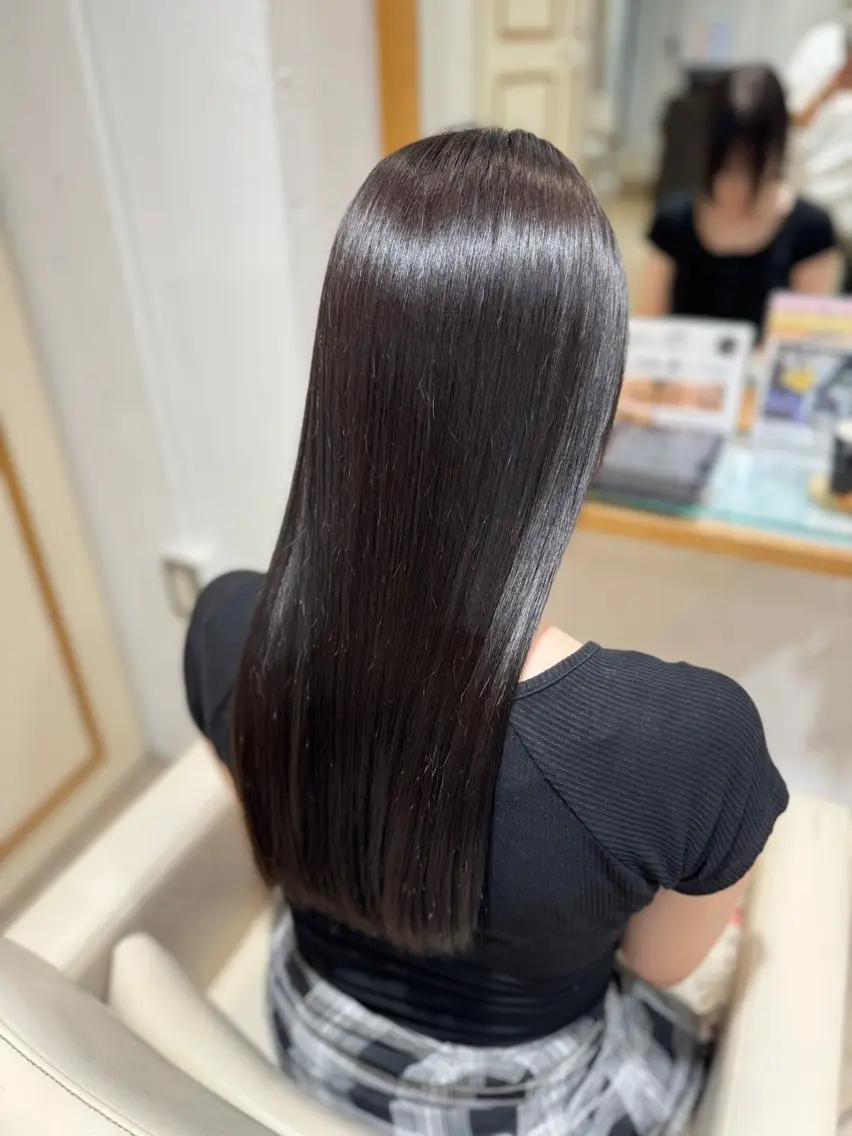 【湿気対策にも◎】酸熱トリートメントモデル⭐️（シャンプー、お仕上げ込み）の写真