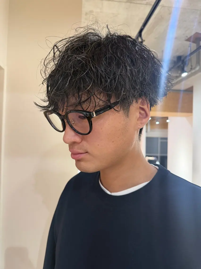 カラー パーマ メンズ メンズブリーチ センターパート マッシュ メンズパーマ 波巻きパーマ カット パーマ パーマ特別価格🔥 宇宙のヘアスタイル