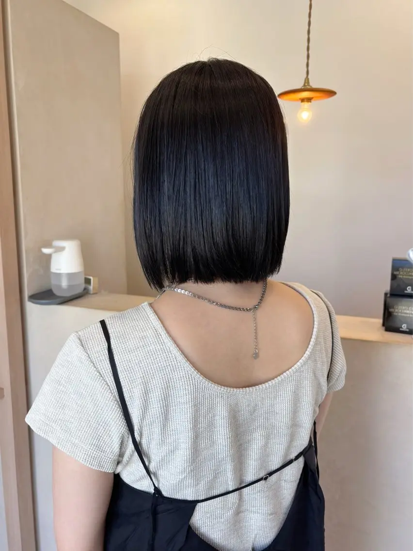ミディアム カット ヘアカラー トリートメント 真弓 理沙/艶カラーのヘアスタイル