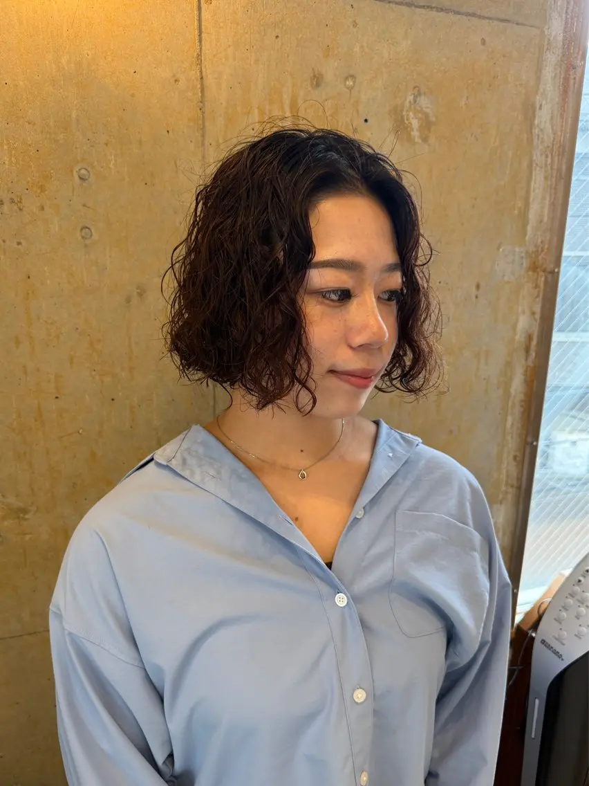 ショート パーマ 切りっぱなしボブ ボブ ウチミズ サヤカのヘアスタイル