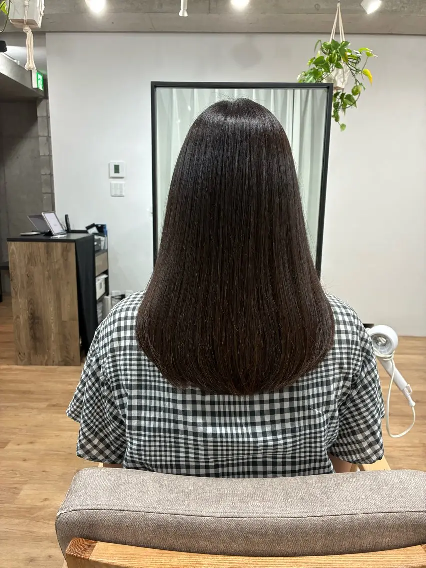 セミロング 伊東 亜梨紗のヘアスタイル