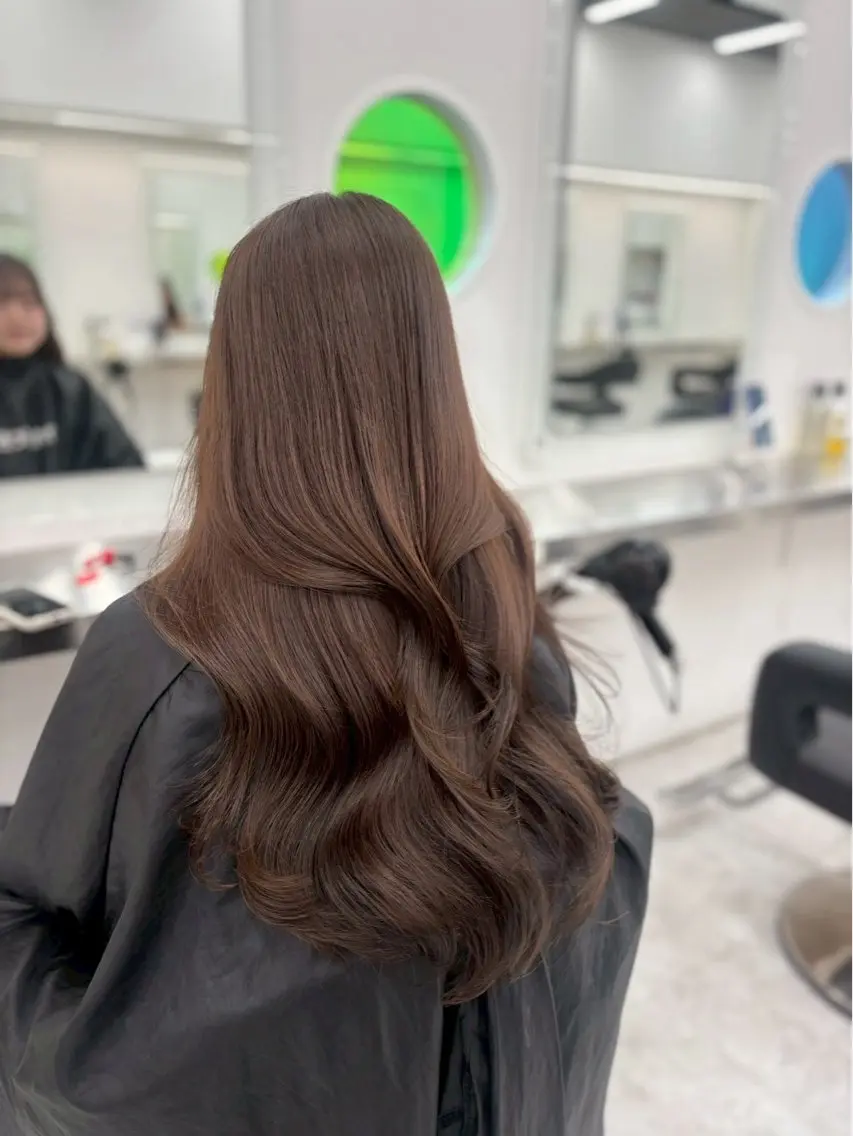 ロング カラー ヘアカラー ヘアセット 上品モテヘア🩶 karen🩶のヘアスタイル