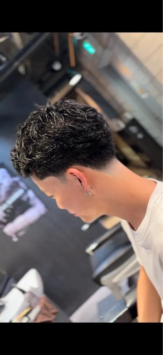 ミディアム 坂野 徹のヘアスタイル