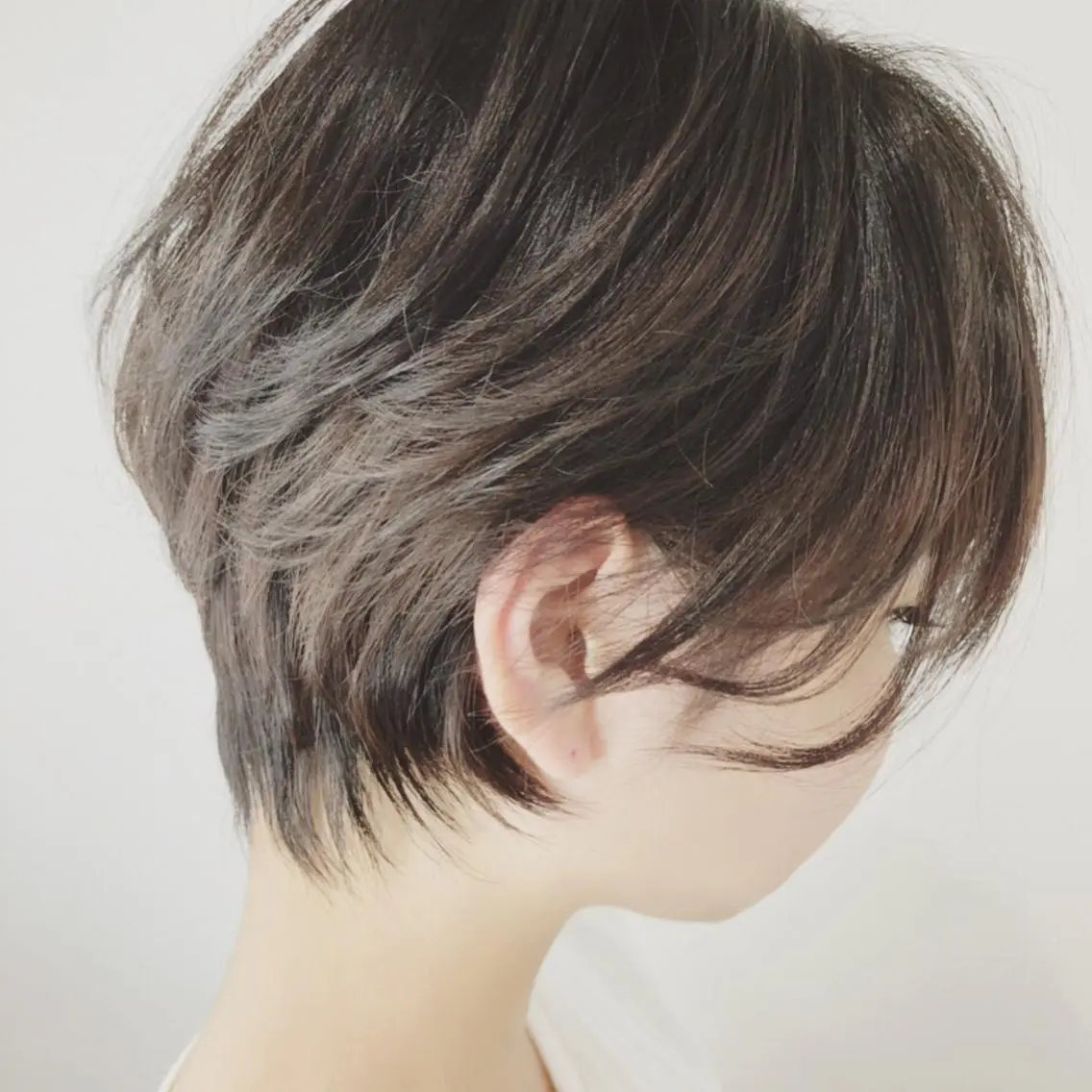 ショート カラー ショートボブ ハンサムショート ボブ ショートヘア 小顔カット 上田 篤史のヘアスタイル