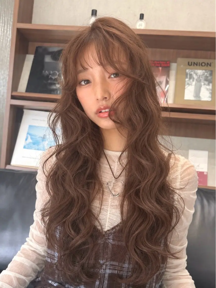 ロング カラー ヘアカラー トリートメント "Daisy" Rio /大名・天神のヘアスタイル