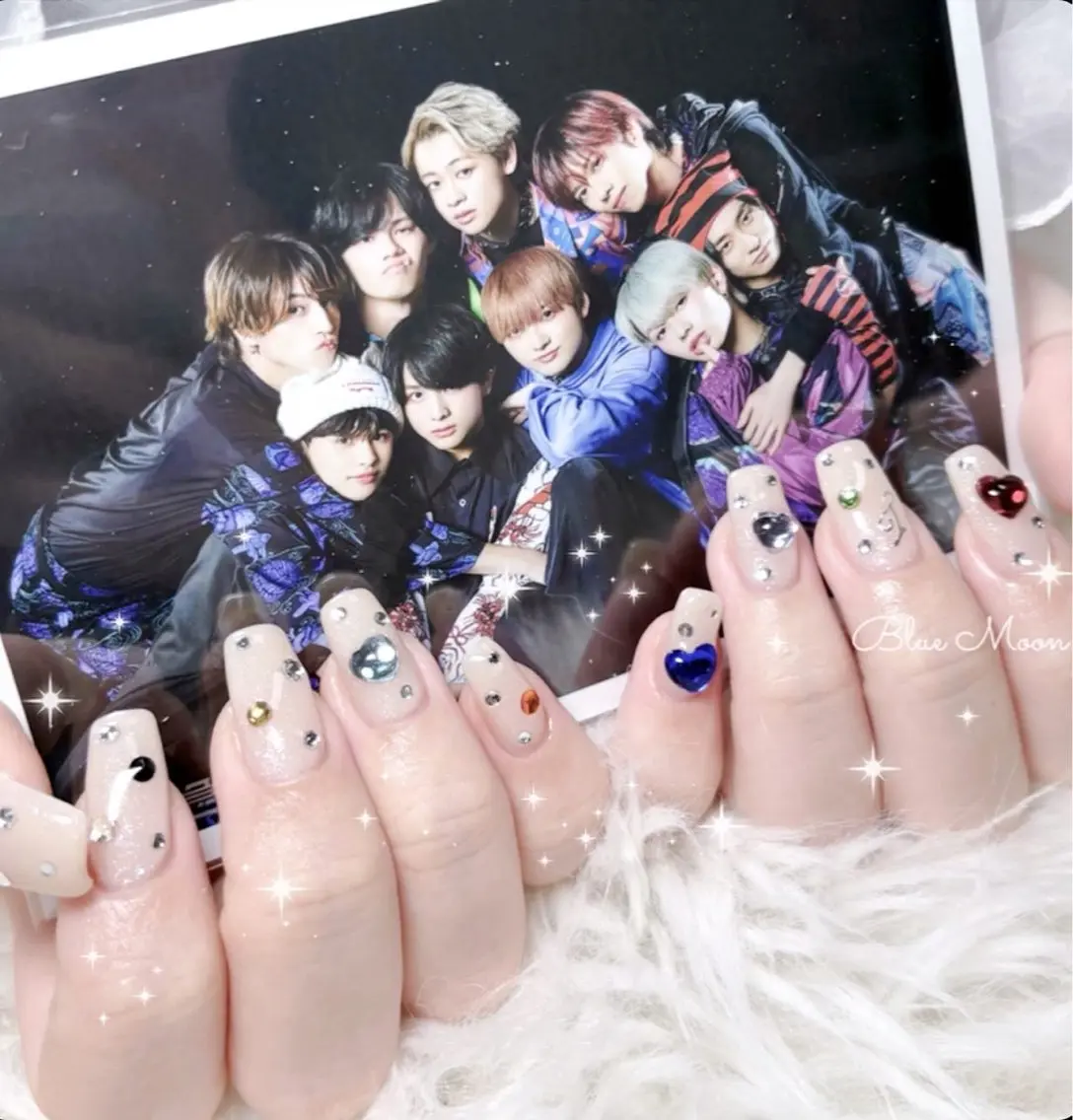 ネイル ハンドネイル フットネイル ハンドケア nail salon Blue Moonのネイルデザイン