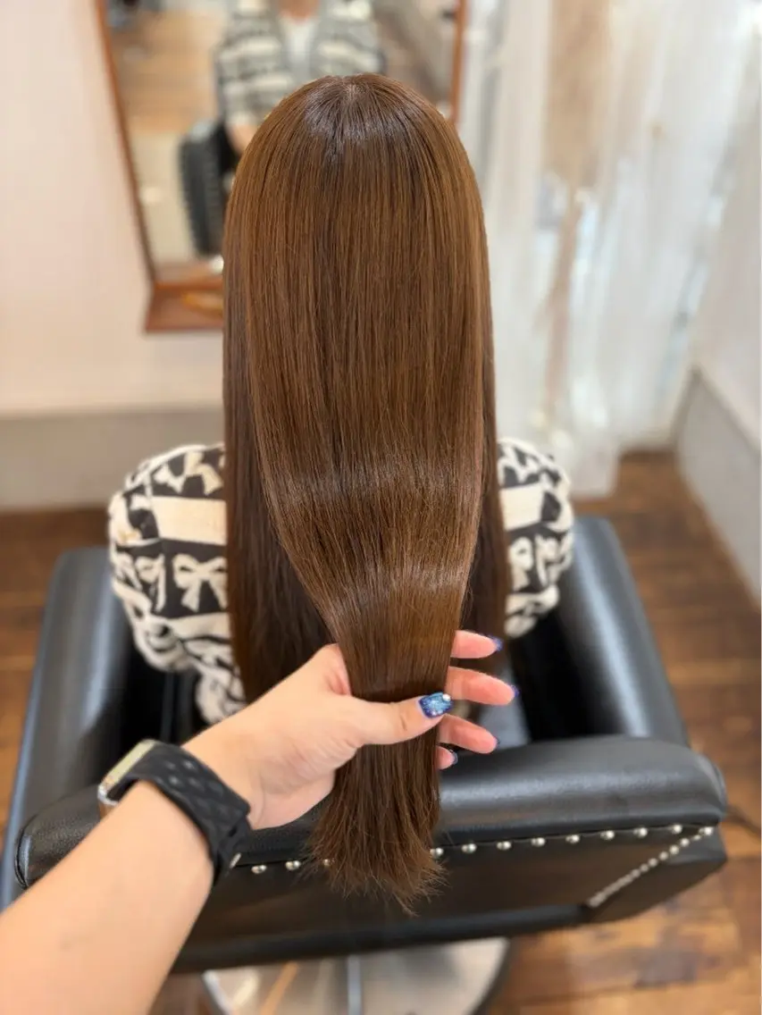 カラー Natsuwa /DOLLのヘアスタイル