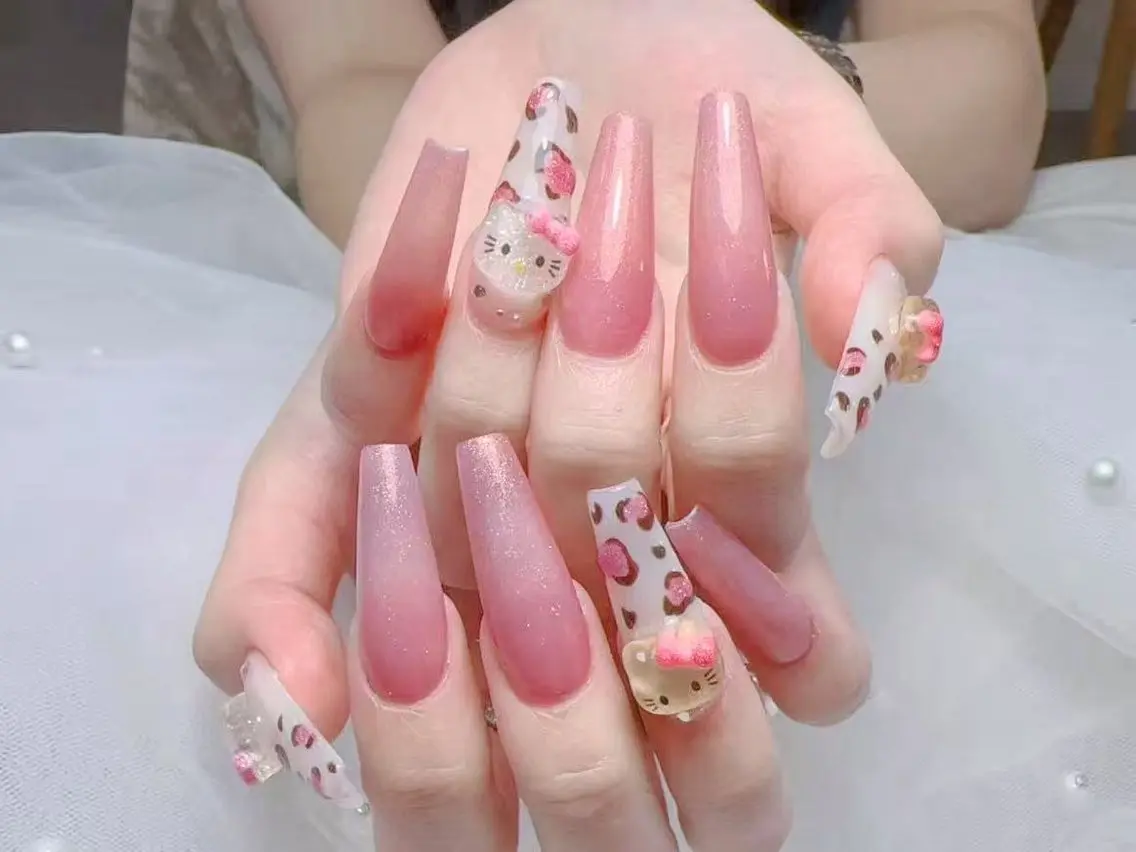 ネイル 💅🏻 ayakaのネイルデザイン