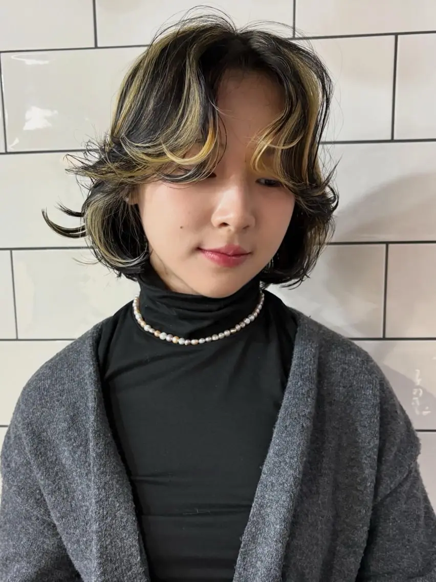 ショート カット ヘアカラー 褒められる ハイトーン⭐️カノンのヘアスタイル
