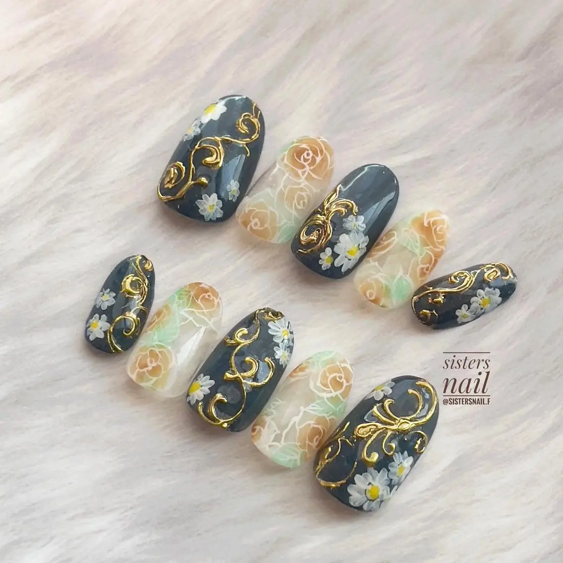 ネイル アートネイル フラワーネイル キラキラネイル オレンジ 春ネイル sisters nail.fのネイルデザイン