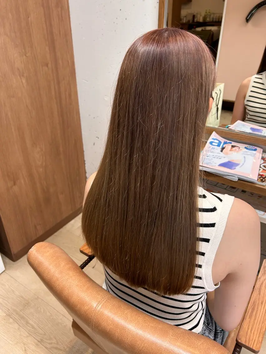 ロング 井上 愛梨のヘアスタイル
