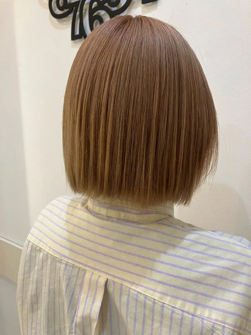ショート ヘアカラー yukari 艶髪ヘアのヘアスタイル