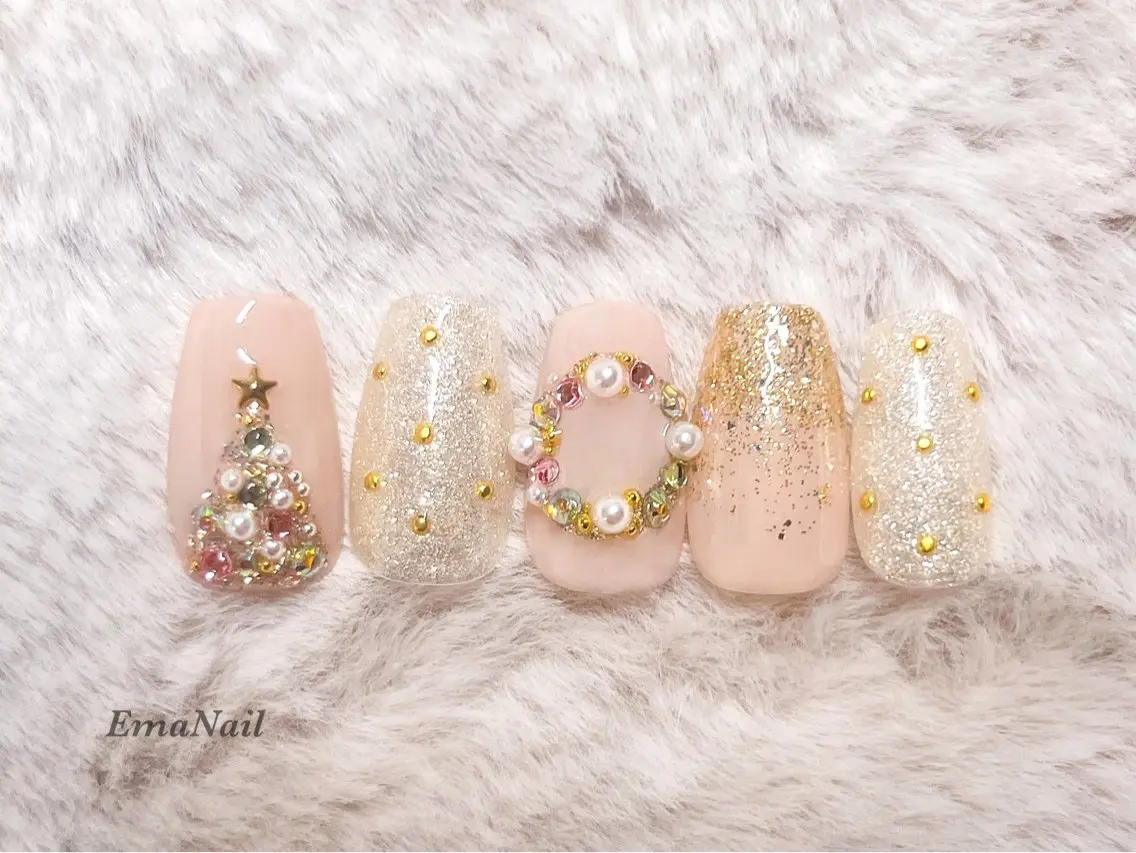 ネイル 冬ネイル クリスマス LEFTNAILS フィルインニュアンスのネイルデザイン