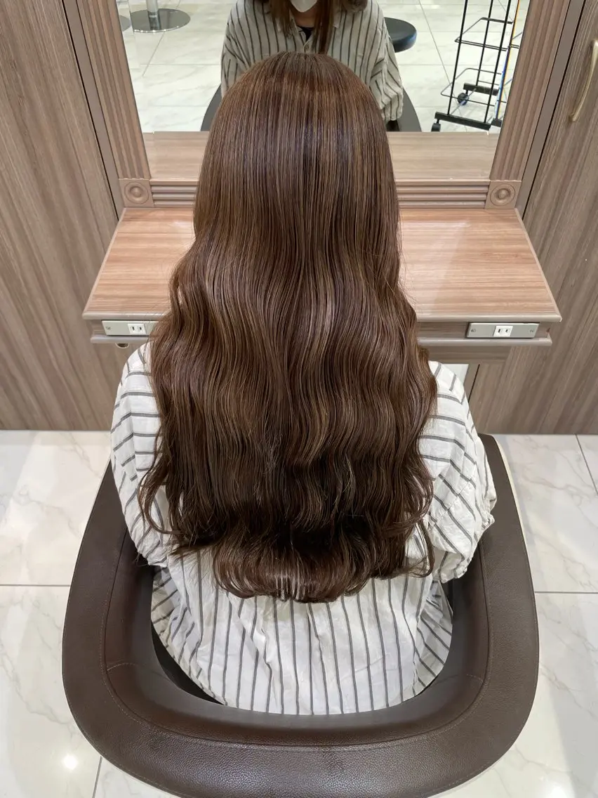 カラー ヘアカラー 藤田 実優のヘアスタイル