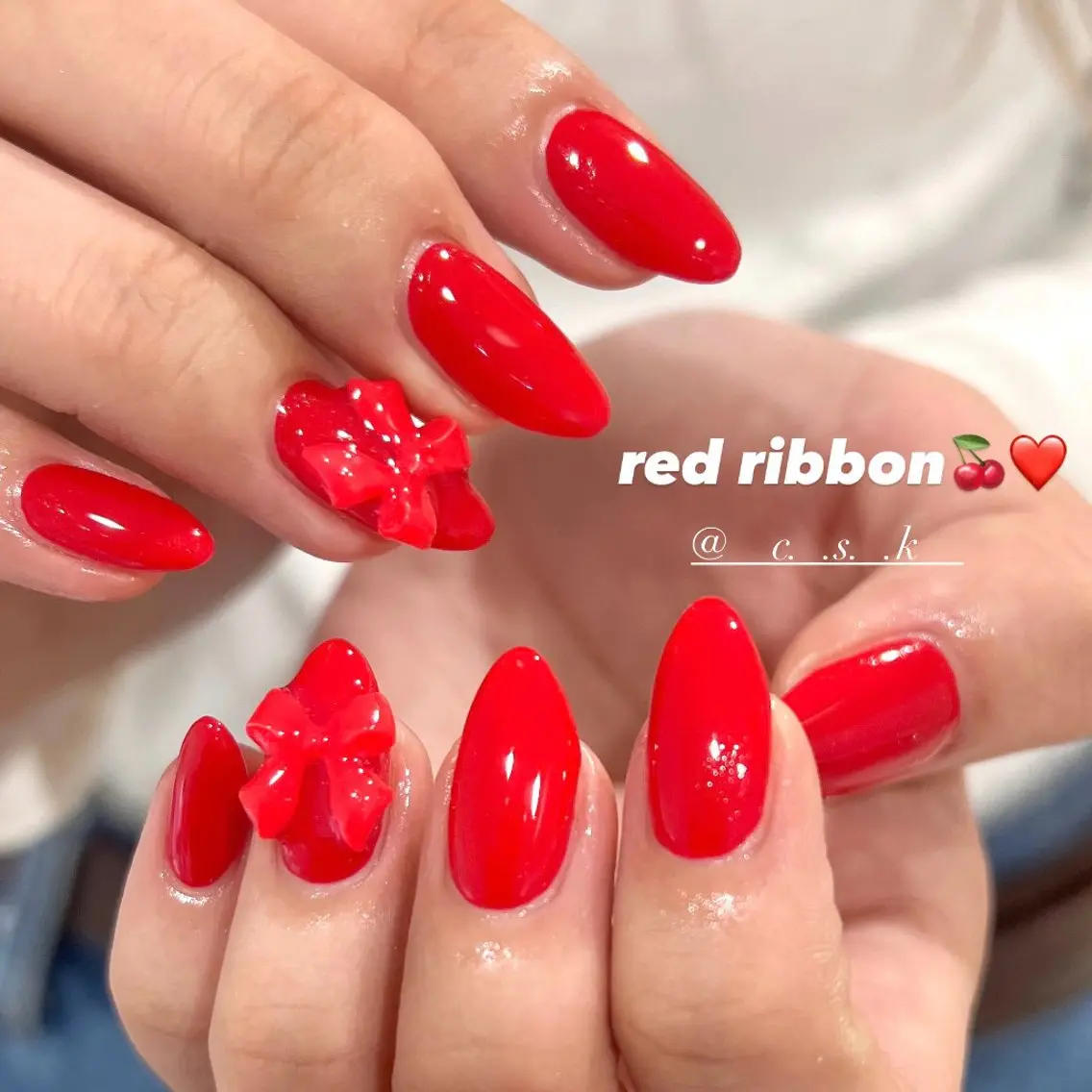 ネイル 赤色 リボン ハンドネイル 🎀チーク/ちゅるん 🫧chisa🎀のネイルデザイン