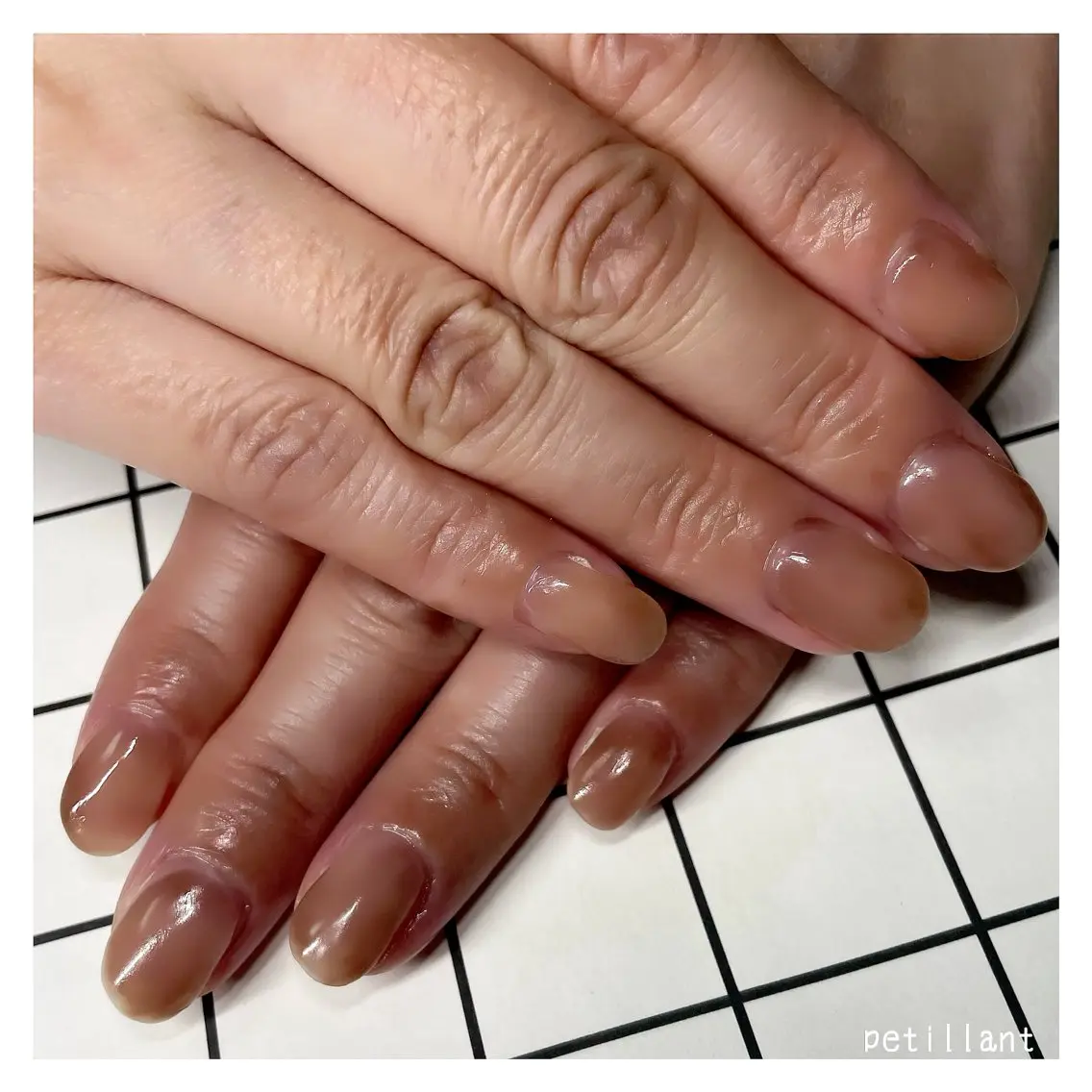 ネイル アートネイル ブラウン フットネイル ニュアンスネイル nail salon petillantのネイルデザイン