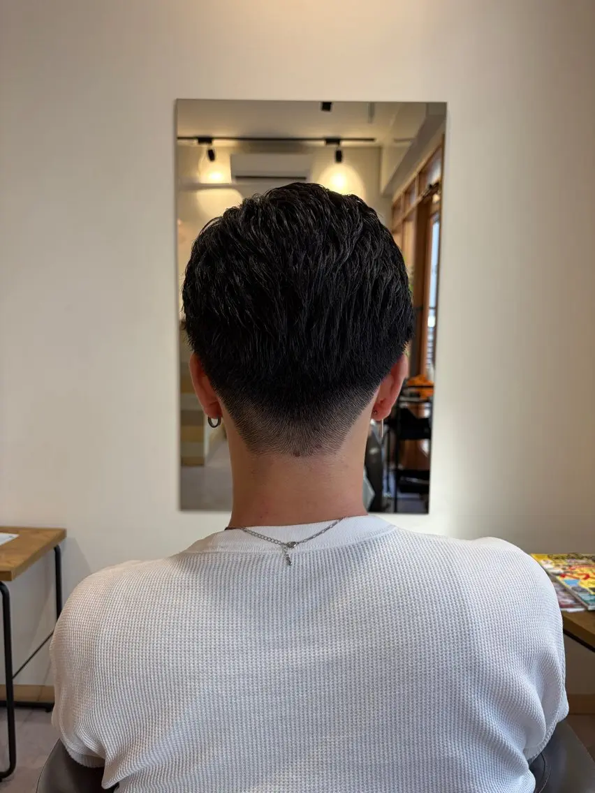 ショート メンズ カット 荒井 茉凜のヘアスタイル