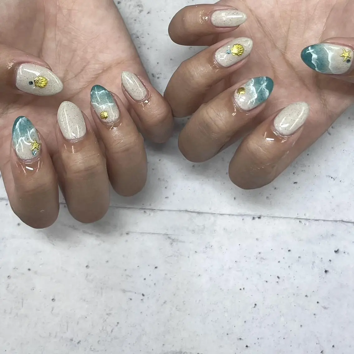 ネイル Nail salon Honey Beeのネイルデザイン