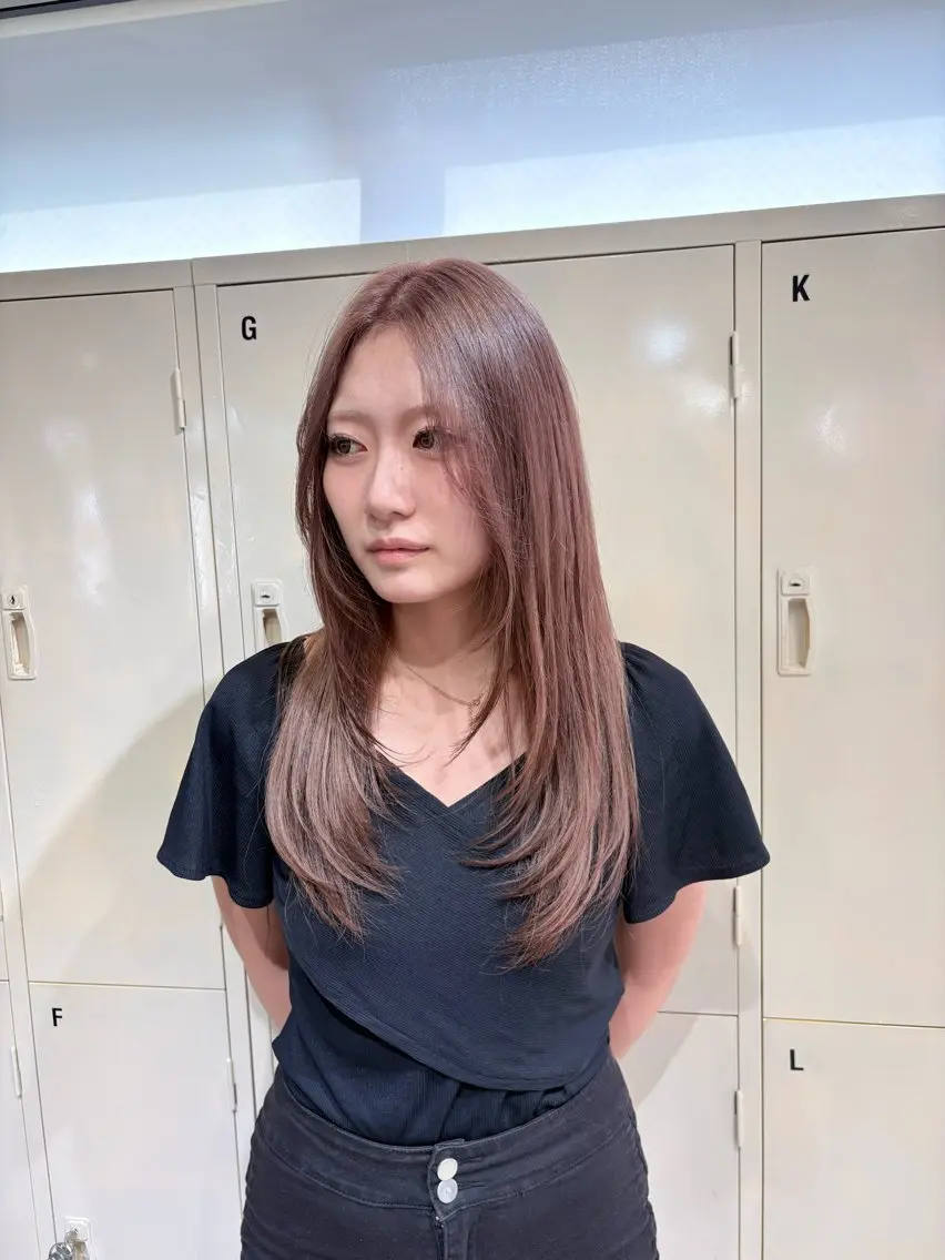 ロング カラー カット ヘアカラー 🧤高明度ハイトーン 🧤莉音のヘアスタイル