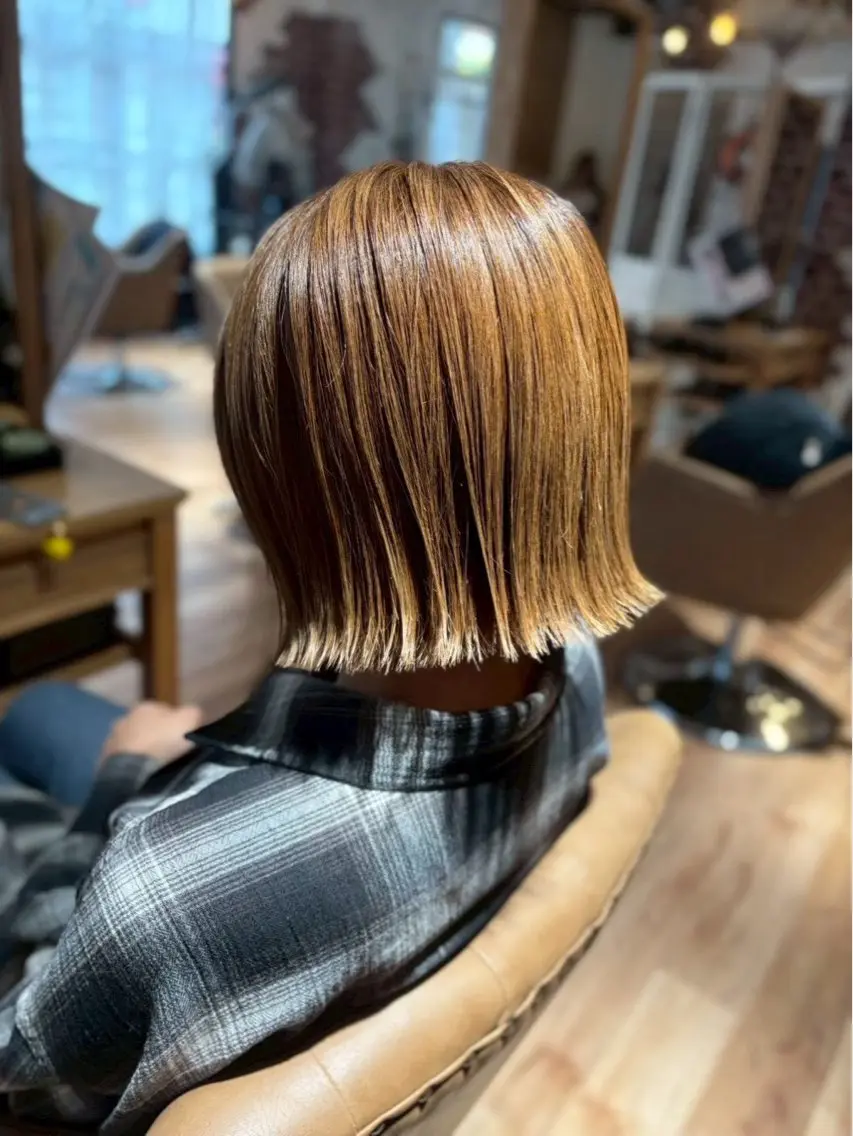 ミディアム カラー 西村 雪菜のヘアスタイル
