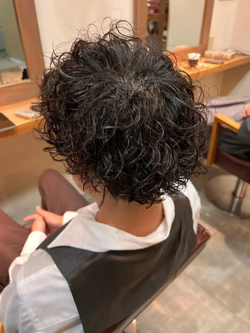 パーマ メンズ 透明感・艶感 小坂隼斗のヘアスタイル