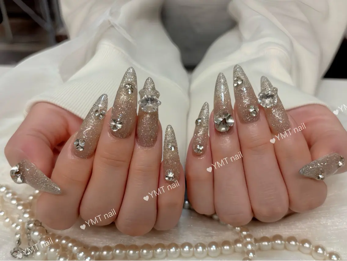 ネイル 長さ出し フットネイル ジェルネイル 韓国ネイル マグネットネイル ハンドネイル YMT NailStudioのネイルデザイン