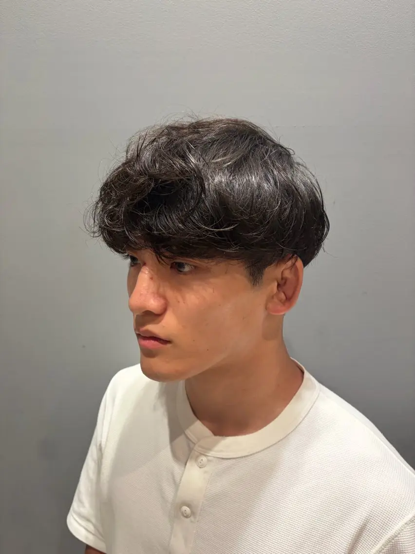 ショート パーマ メンズ メンズパーマ ニュアンスパーマ カット パーマ 安藤萌栞 /パーマモデル募集のヘアスタイル