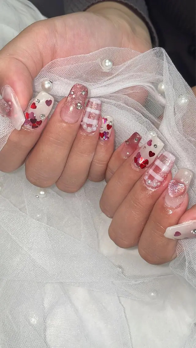 ネイル ハンドネイル ネイルサロンエクラ 🫧Shizukaのネイルデザイン