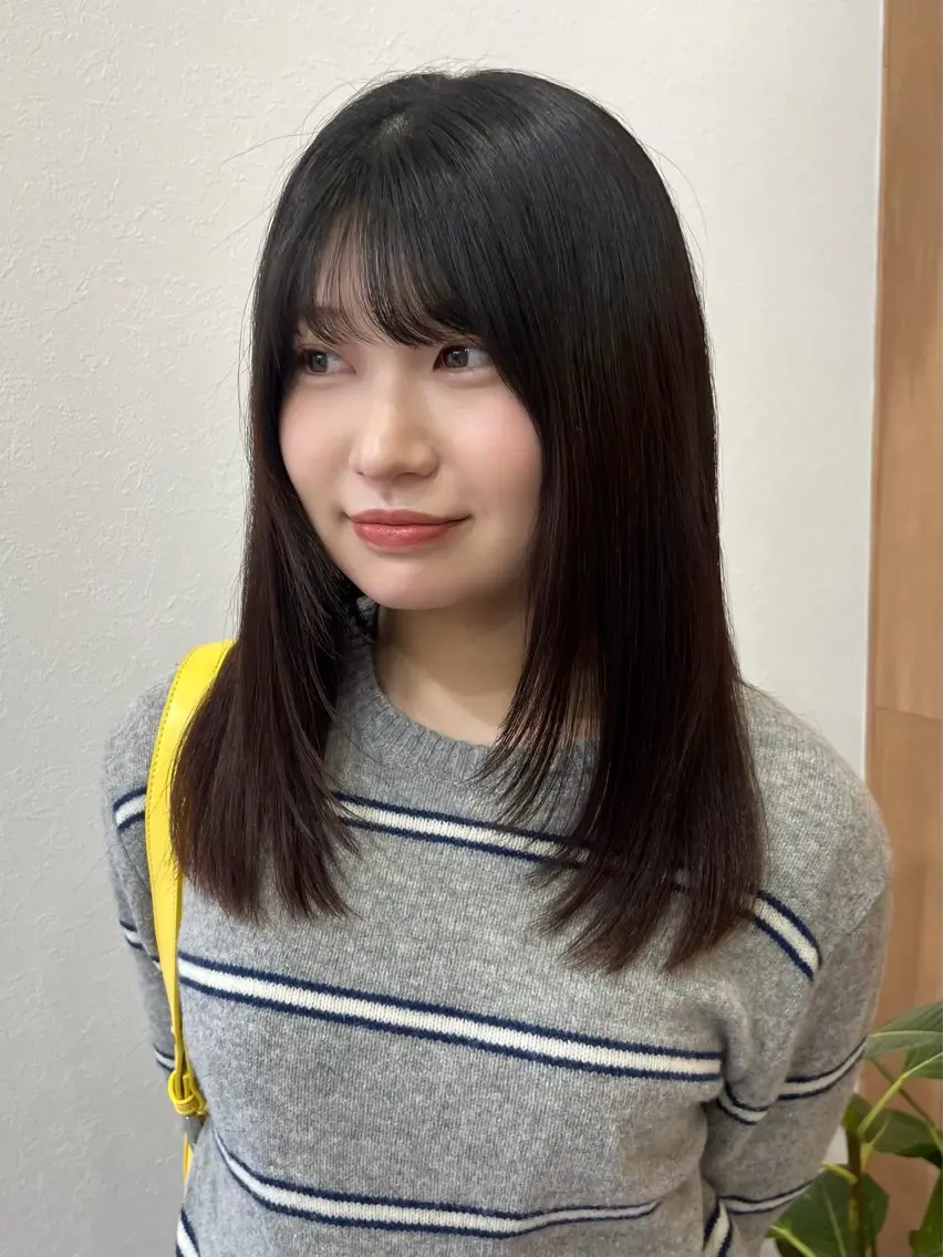 セミロング レイヤーカット カット トリートメント 駒場 まといのヘアスタイル