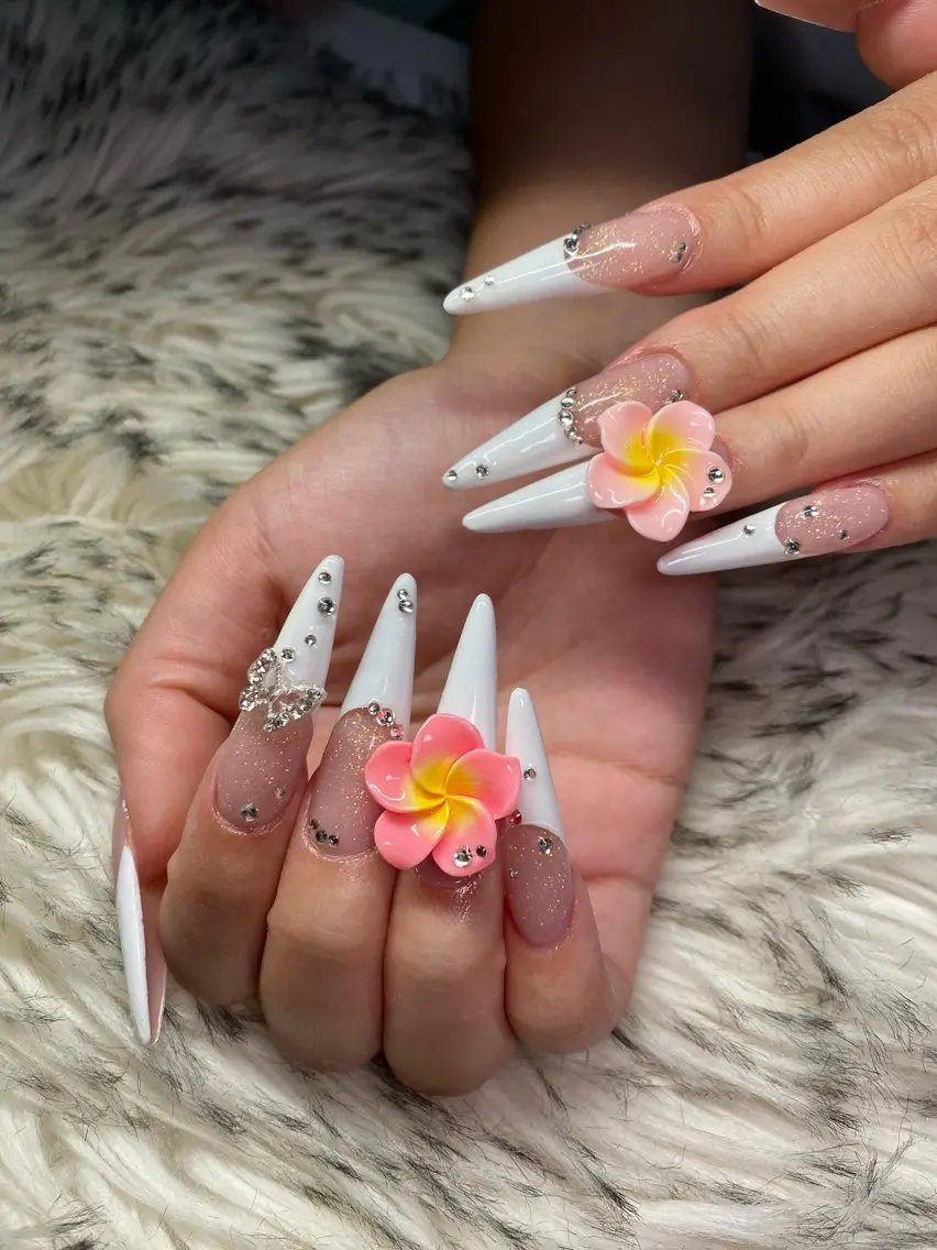 ネイル ハンドネイル nes.nail★ AYANOのネイルデザイン