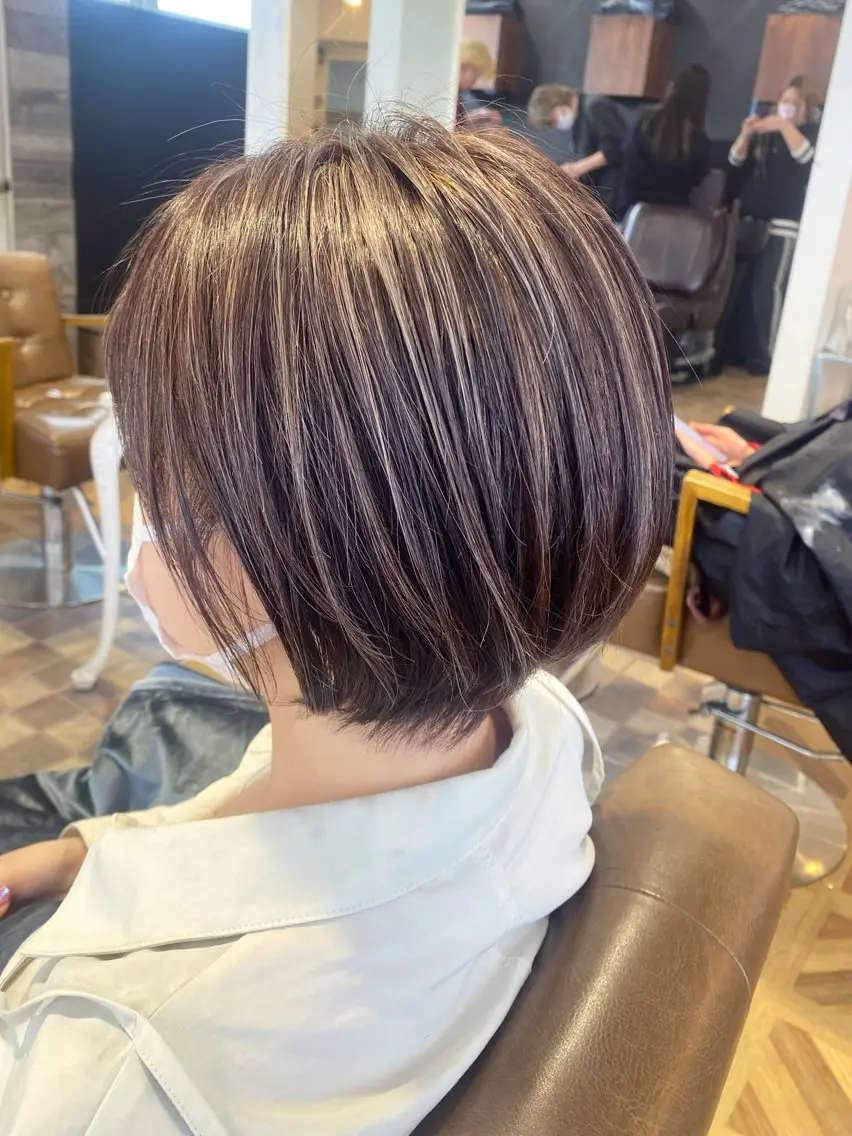 ショート ショートボブ ボブ ハイライト ショートヘア 池田 恭介のヘアスタイル