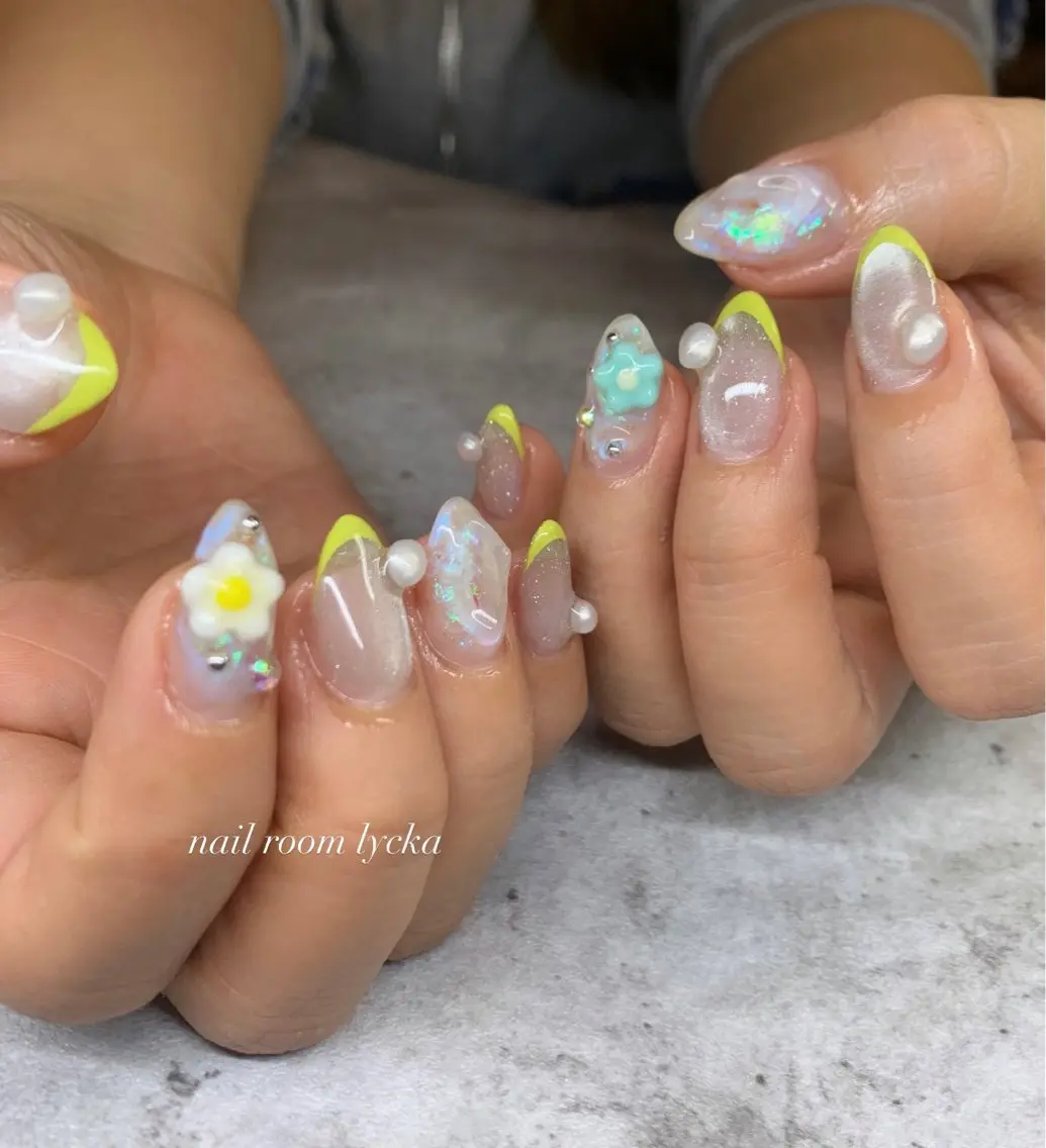 ネイル ネイルルームリッカ 𝐦𝐚𝐲𝐮のネイルデザイン