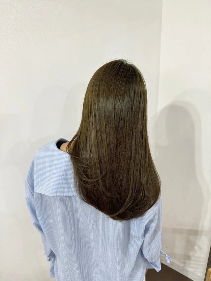 ロング ボブ くびれヘア 髪質改善 韓国風ヘア レイヤーカット 【ioe岡本】🐶 向井歩のヘアスタイル