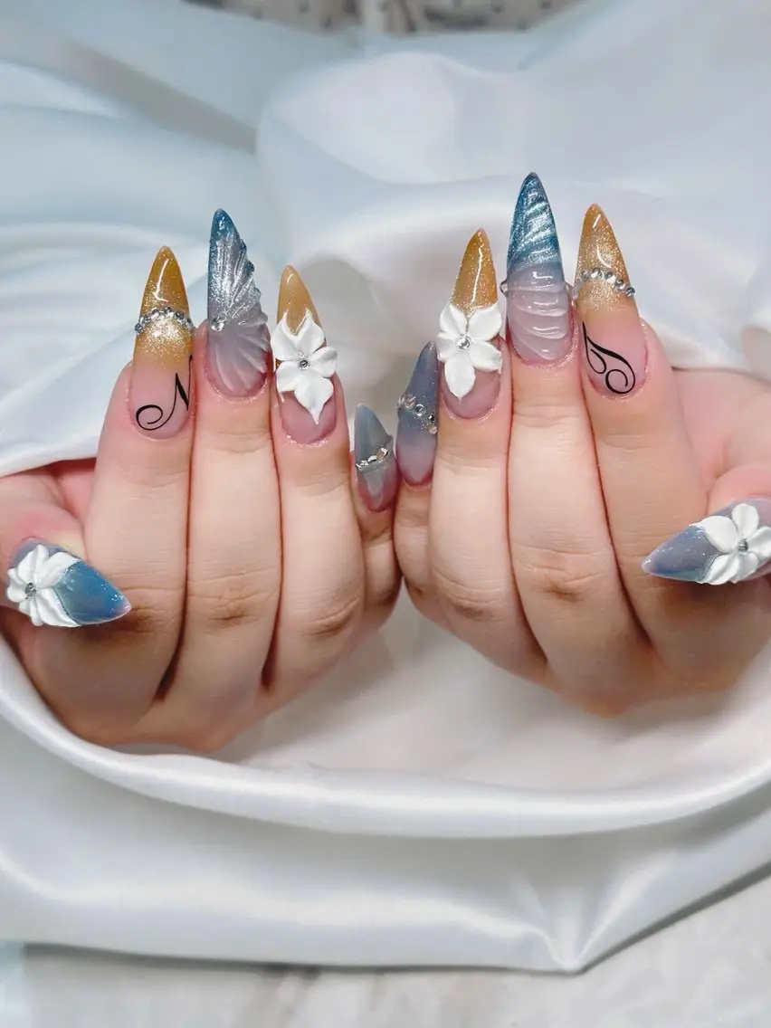 ネイル フレンチネイル ジェルネイル 韓国ネイル マグネットネイル ニュアンスネイル HAPPI NAIL 大国町のネイルデザイン