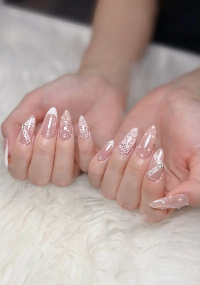 ネイル オーロラネイル チークネイル フットネイル フレンチネイル ジェルネイル ハンドネイル Nichi Nailsのネイルデザイン