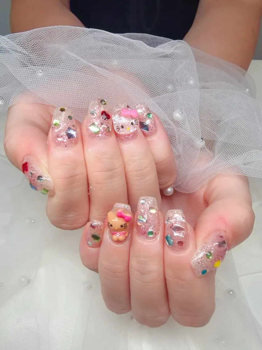 ネイル オーロラネイル チークネイル 成人式 長さ出し ジェルネイル ハンドネイル YUYI.nail salonのネイルデザイン