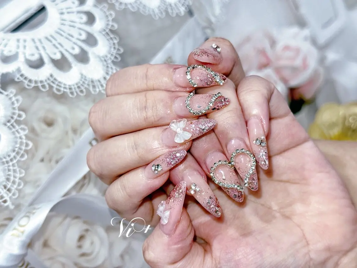 ネイル ハンドネイル ✨Nailsalon Vi+✨のネイルデザイン