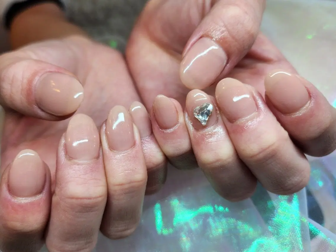 ネイル ハンドネイル 💜bora .のネイルデザイン